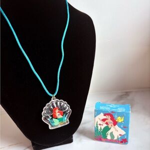 Vintage 1993 Avon Disney Ariel Little Mermaid Seashell Pendant Necklace NIB K12